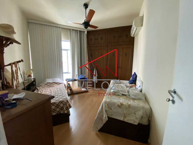 Apartamento à venda com 1 quarto, 82m² - Foto 9