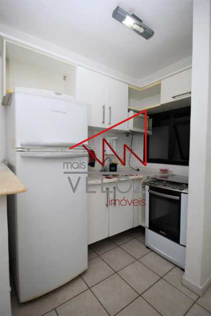 Apartamento à venda com 1 quarto, 55m² - Foto 13