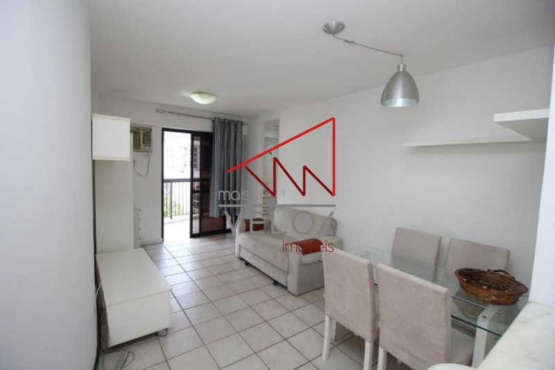 Apartamento à venda com 1 quarto, 55m² - Foto 16