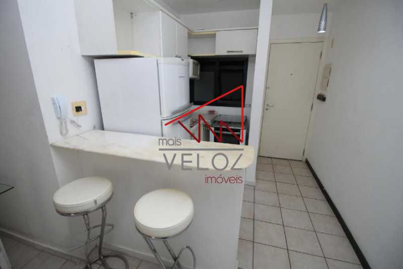 Apartamento à venda com 1 quarto, 55m² - Foto 21