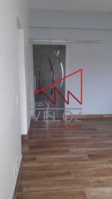 Apartamento à venda com 2 quartos, 72m² - Foto 1