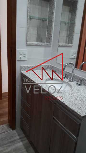 Apartamento à venda com 2 quartos, 72m² - Foto 10