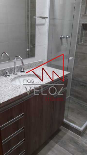 Apartamento à venda com 2 quartos, 72m² - Foto 11