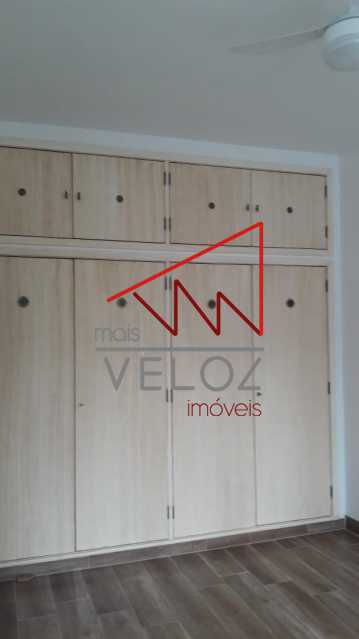 Apartamento à venda com 2 quartos, 72m² - Foto 17