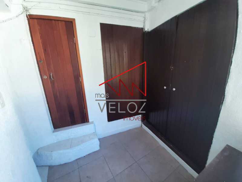 Apartamento para alugar com 4 quartos, 180m² - Foto 9