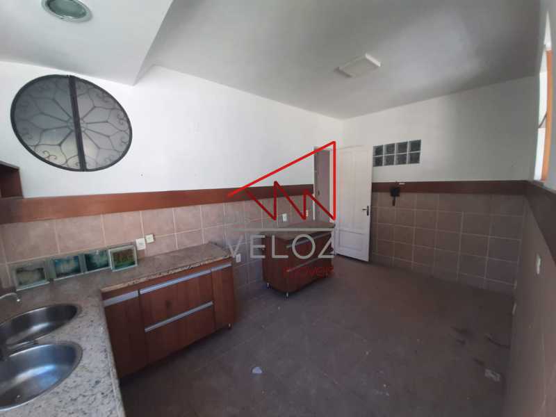 Apartamento para alugar com 4 quartos, 180m² - Foto 11