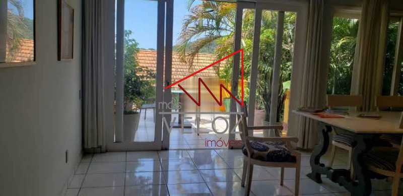 Casa à venda com 4 quartos, 428m² - Foto 4