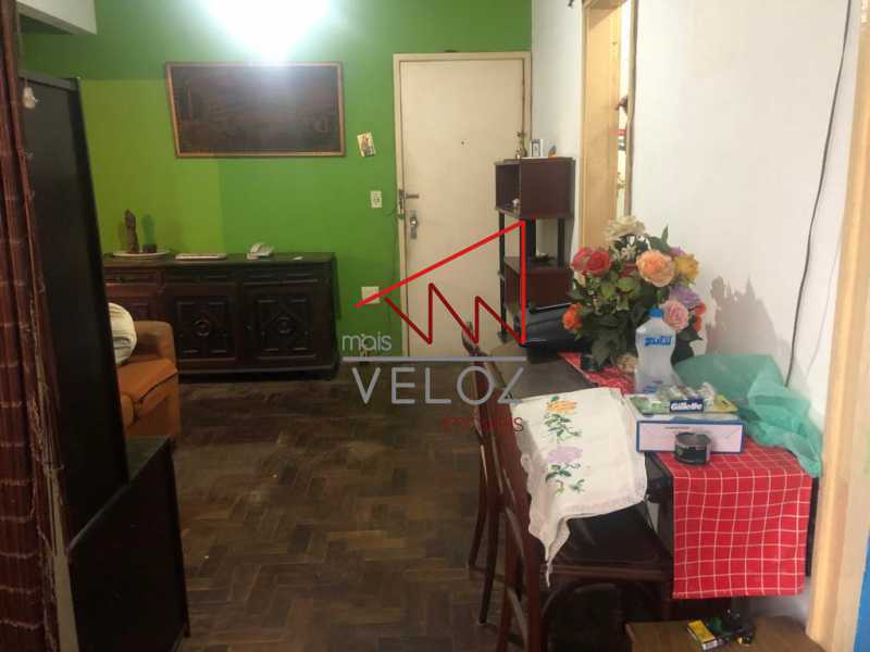 Apartamento à venda com 1 quarto, 40m² - Foto 8