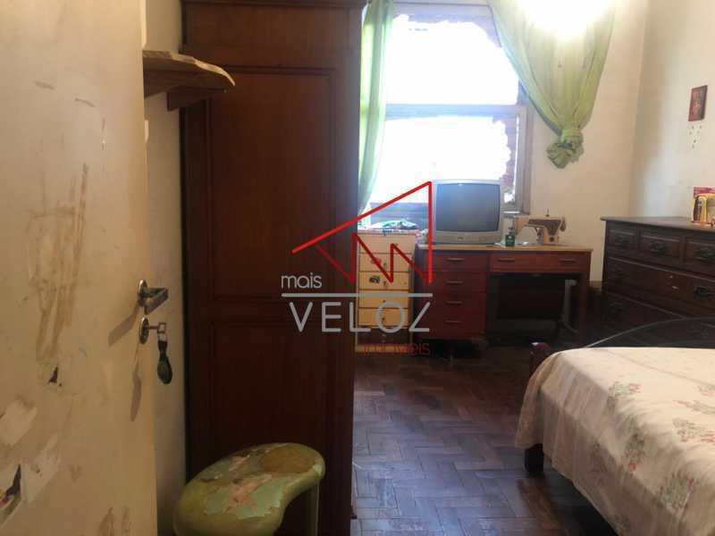 Apartamento à venda com 1 quarto, 40m² - Foto 17