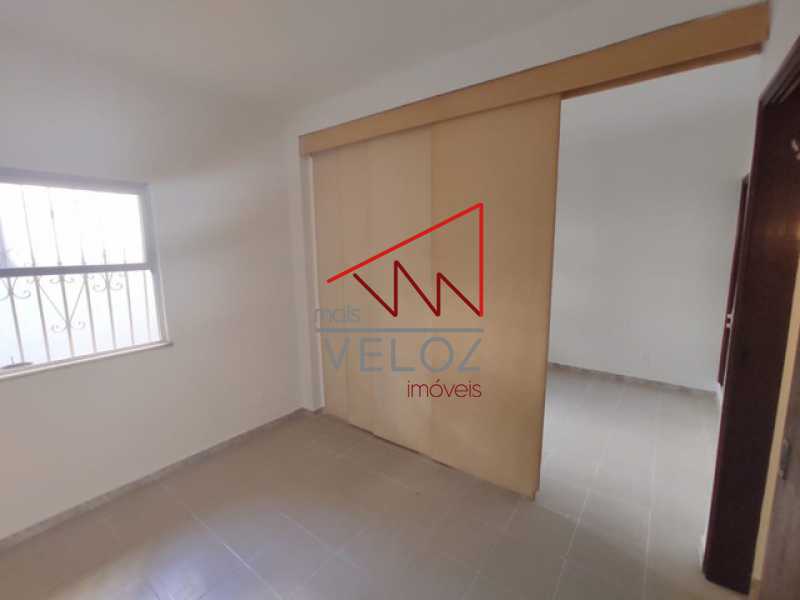 Casa de Vila à venda com 1 quarto, 40m² - Foto 11