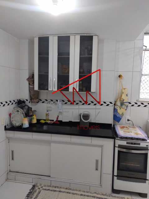 Apartamento à venda com 2 quartos, 60m² - Foto 3