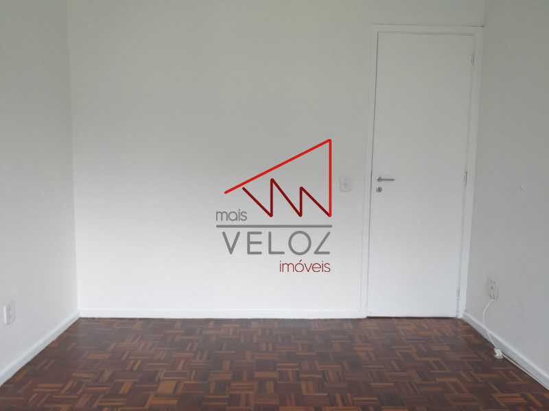 Apartamento à venda com 2 quartos, 71m² - Foto 13