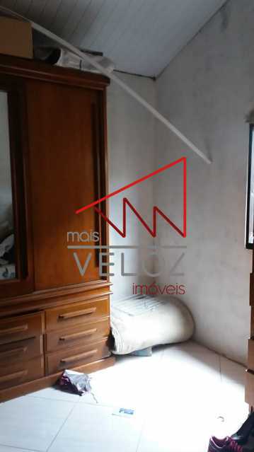 Casa à venda com 2 quartos, 120m² - Foto 11