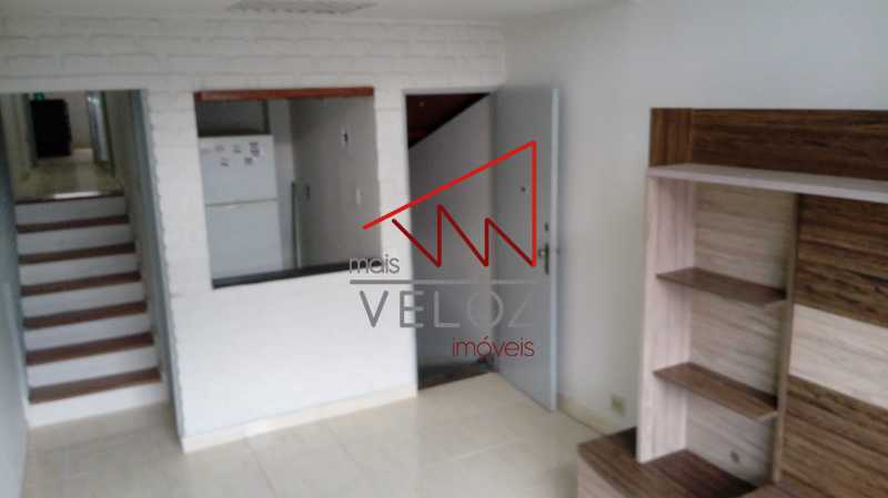 Apartamento à venda com 1 quarto, 40m² - Foto 1