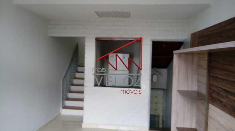 Apartamento à venda com 1 quarto, 40m² - Foto 2