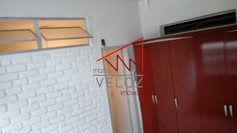 Apartamento à venda com 1 quarto, 40m² - Foto 11