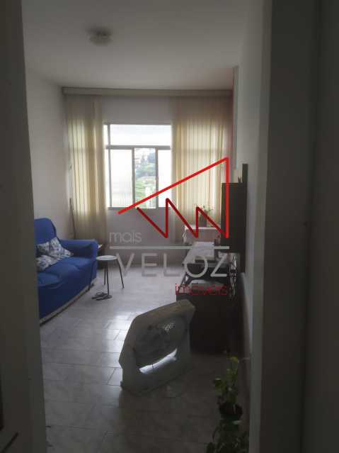 Apartamento à venda com 2 quartos, 60m² - Foto 1