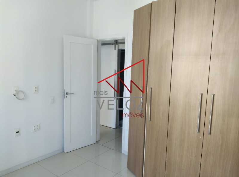 Apartamento à venda com 3 quartos, 93m² - Foto 11