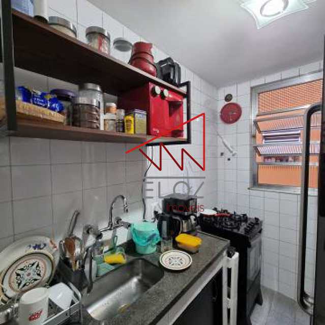 Apartamento à venda com 2 quartos, 65m² - Foto 7