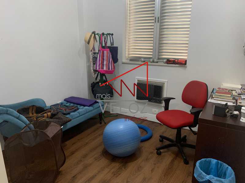 Apartamento à venda com 3 quartos, 130m² - Foto 17