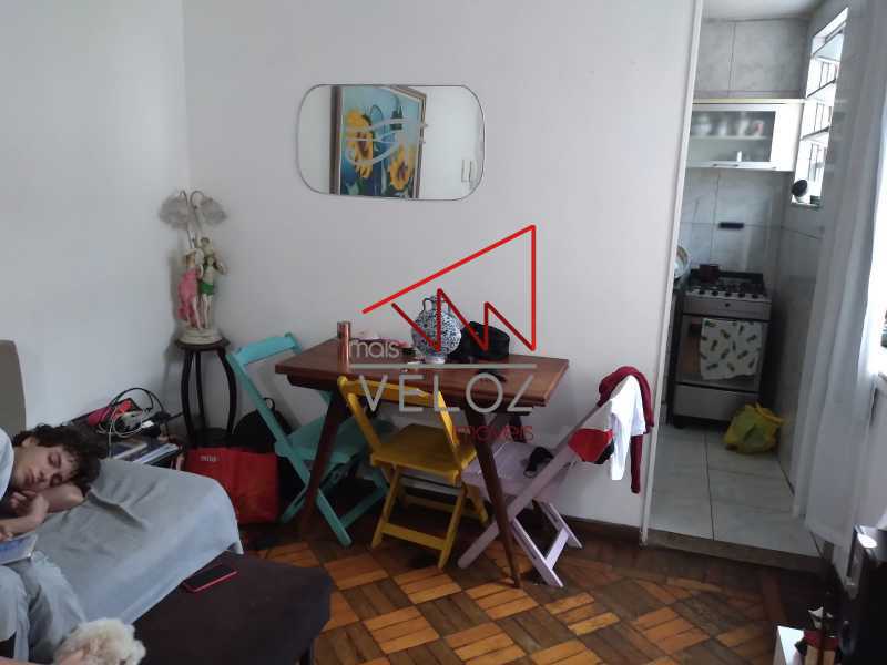 Apartamento à venda com 1 quarto, 38m² - Foto 8