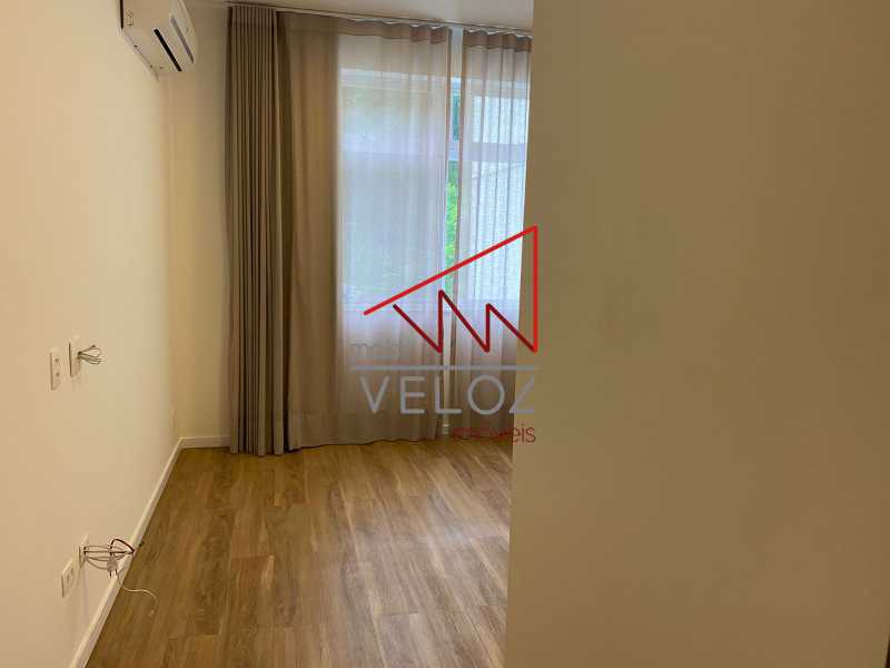 Apartamento à venda com 4 quartos, 400m² - Foto 11