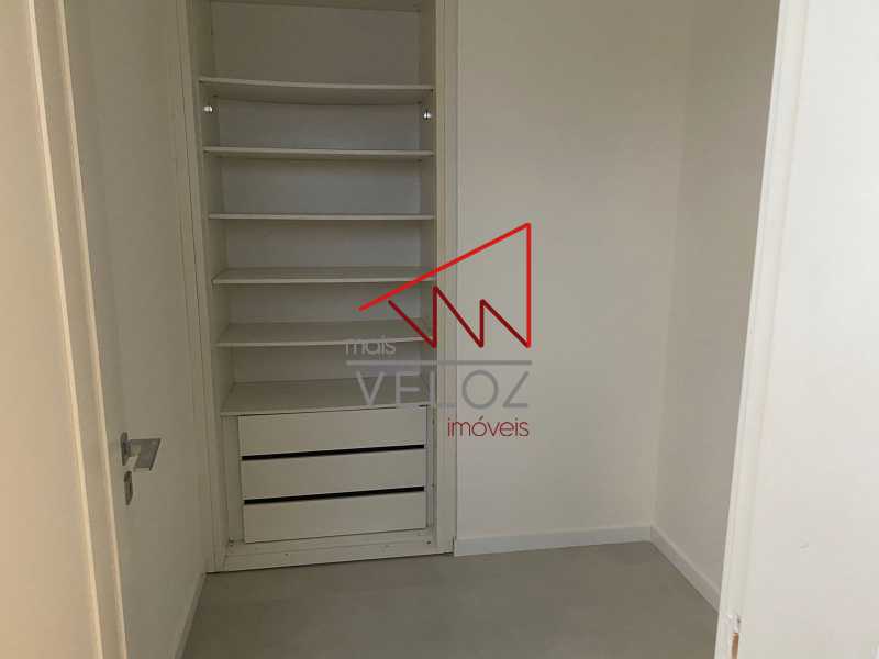 Apartamento à venda com 4 quartos, 400m² - Foto 26