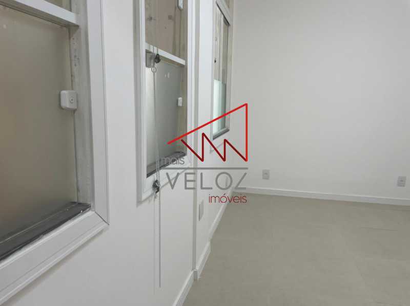 Apartamento à venda com 2 quartos, 72m² - Foto 13