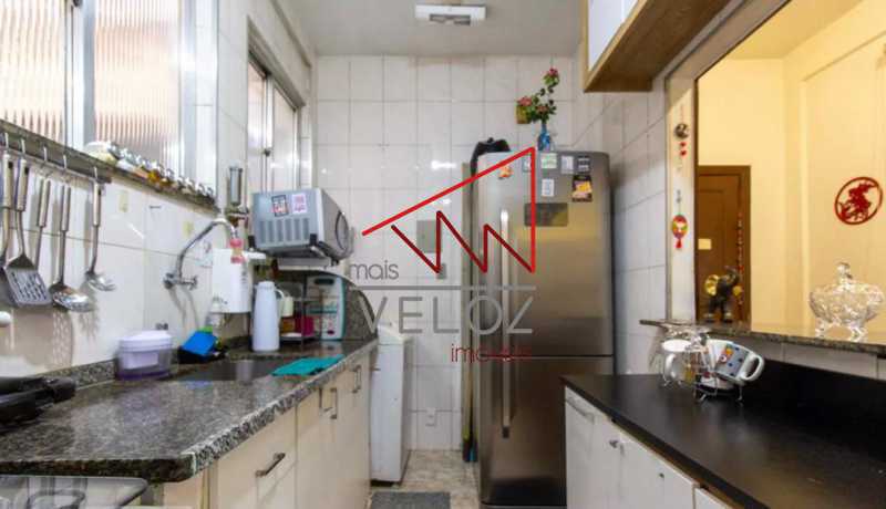 Apartamento à venda com 2 quartos, 60m² - Foto 18