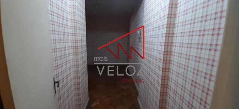 Apartamento à venda com 4 quartos, 230m² - Foto 15