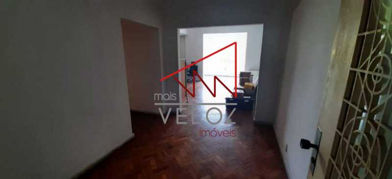 Apartamento à venda com 4 quartos, 230m² - Foto 6