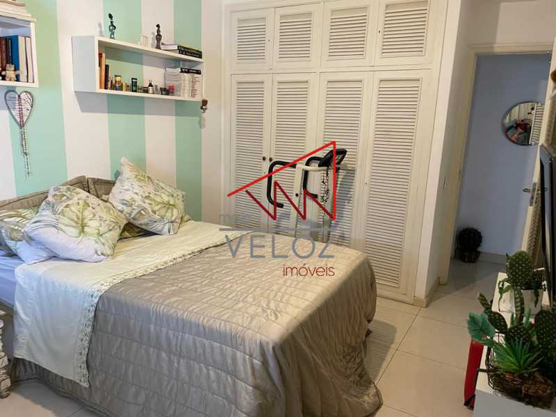 Cobertura à venda com 3 quartos, 214m² - Foto 7