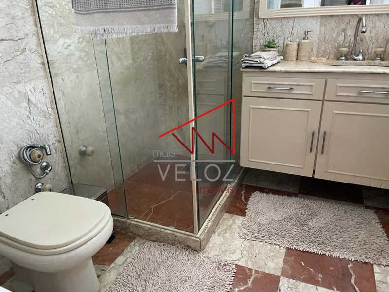 Cobertura à venda com 3 quartos, 214m² - Foto 25