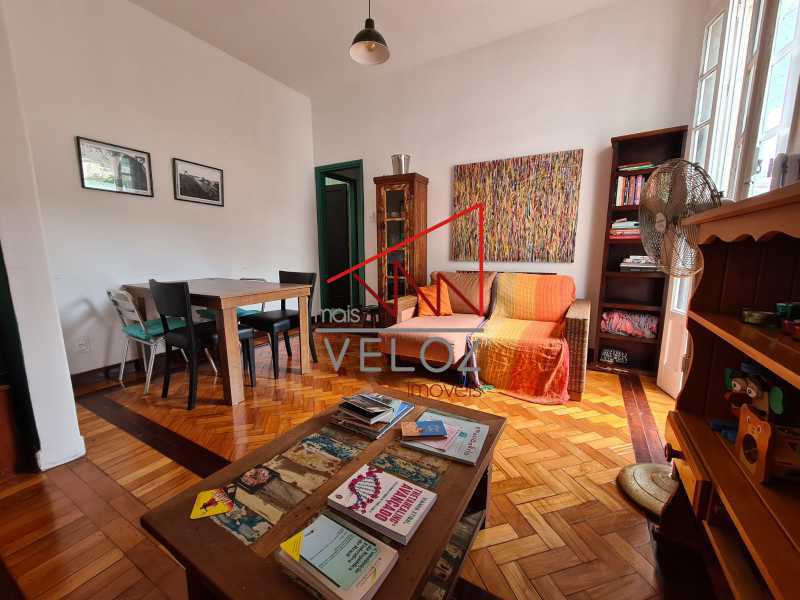 Apartamento à venda com 2 quartos, 80m² - Foto 1