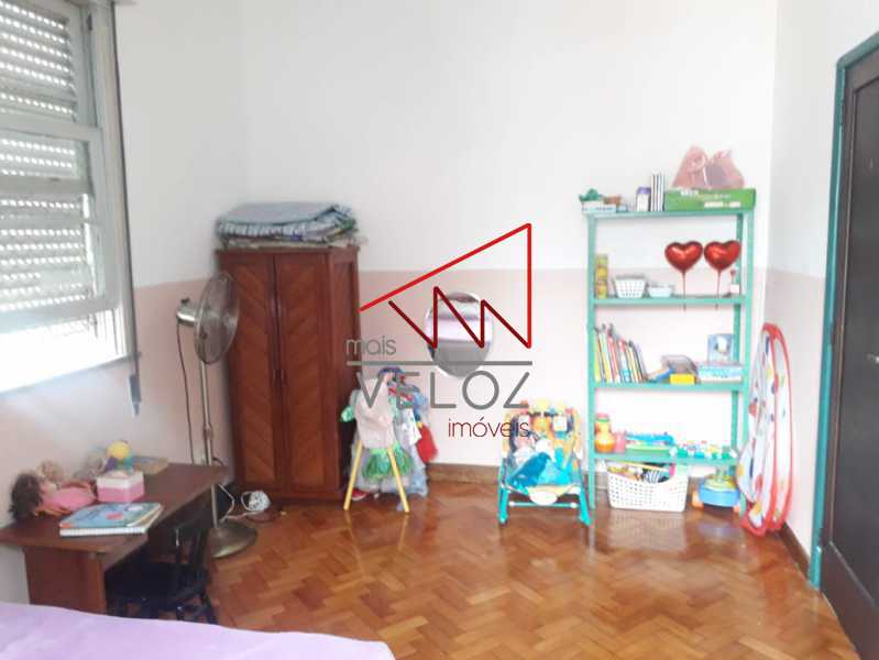 Apartamento à venda com 2 quartos, 80m² - Foto 9