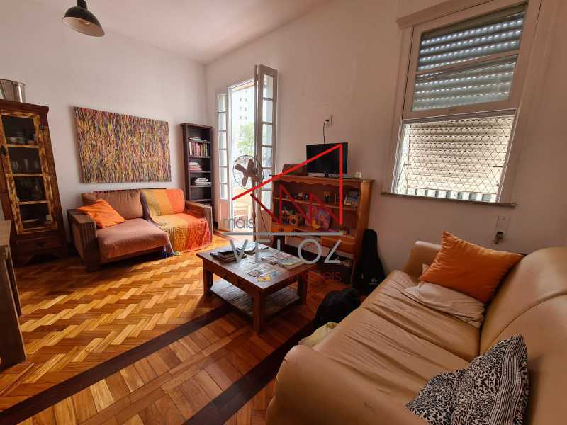 Apartamento à venda com 2 quartos, 80m² - Foto 2