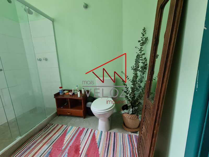 Apartamento à venda com 2 quartos, 80m² - Foto 18