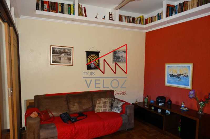 Apartamento à venda com 1 quarto, 66m² - Foto 2