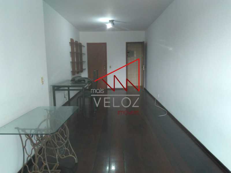 Apartamento para alugar com 2 quartos, 110m² - Foto 1