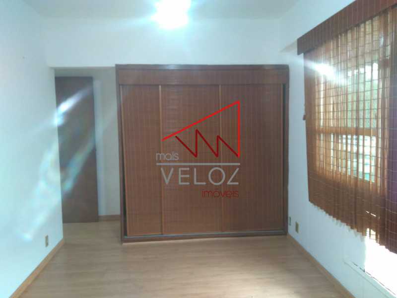 Apartamento para alugar com 2 quartos, 110m² - Foto 13