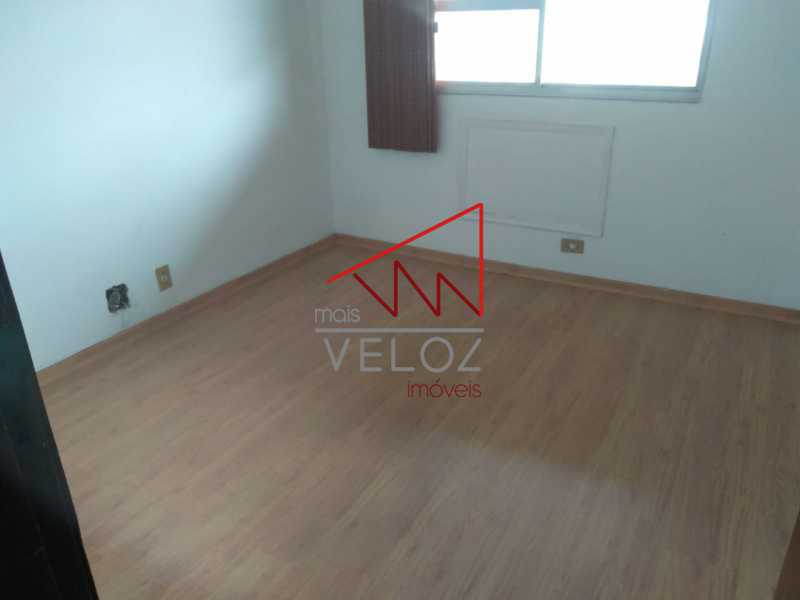 Apartamento para alugar com 2 quartos, 110m² - Foto 19