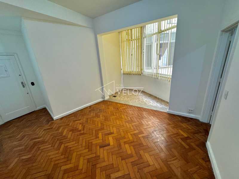 Apartamento à venda com 1 quarto, 38m² - Foto 4