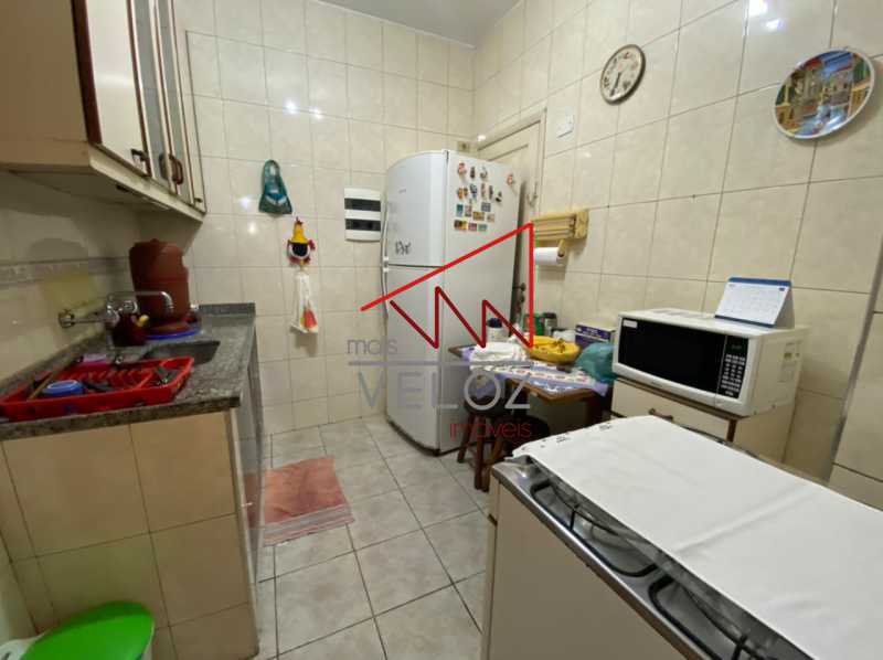 Apartamento à venda com 2 quartos, 85m² - Foto 12