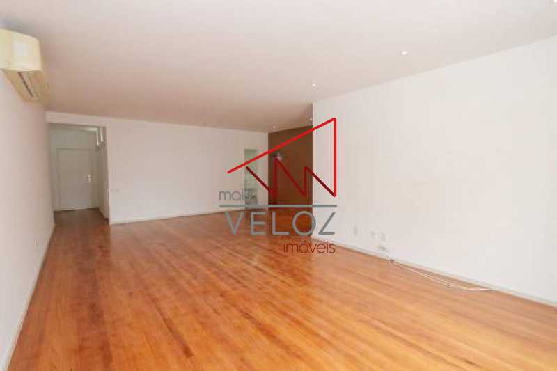 Apartamento à venda com 3 quartos, 159m² - Foto 5