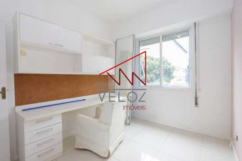 Apartamento à venda com 3 quartos, 159m² - Foto 8