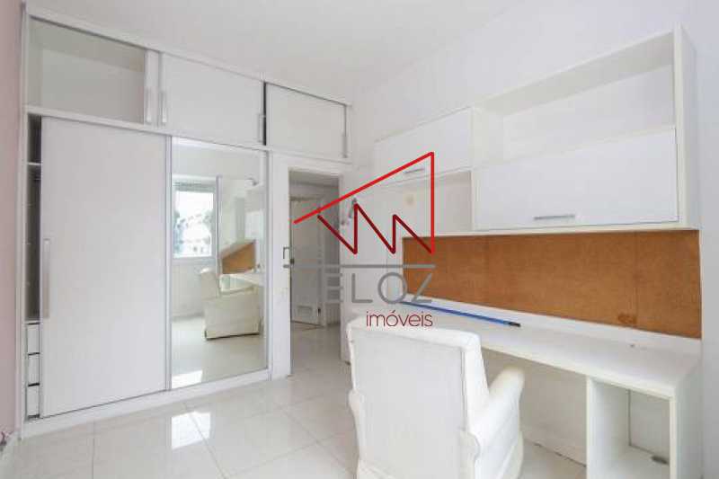 Apartamento à venda com 3 quartos, 159m² - Foto 9