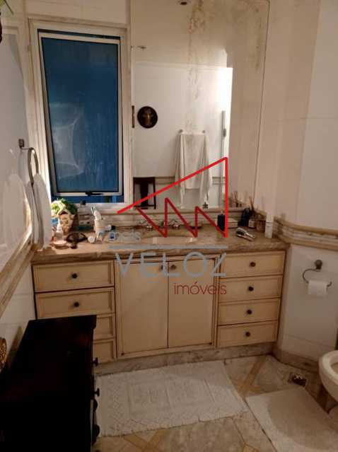 Apartamento à venda com 4 quartos, 240m² - Foto 16