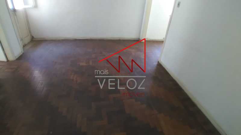 Apartamento à venda com 3 quartos, 95m² - Foto 4