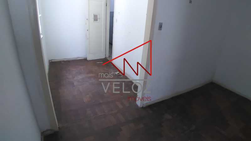 Apartamento à venda com 3 quartos, 95m² - Foto 11