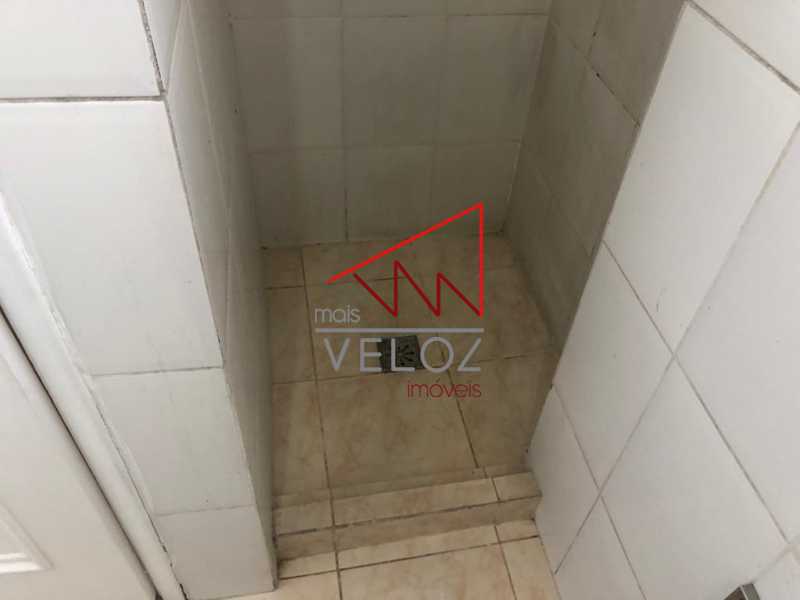 Apartamento à venda com 2 quartos, 75m² - Foto 21